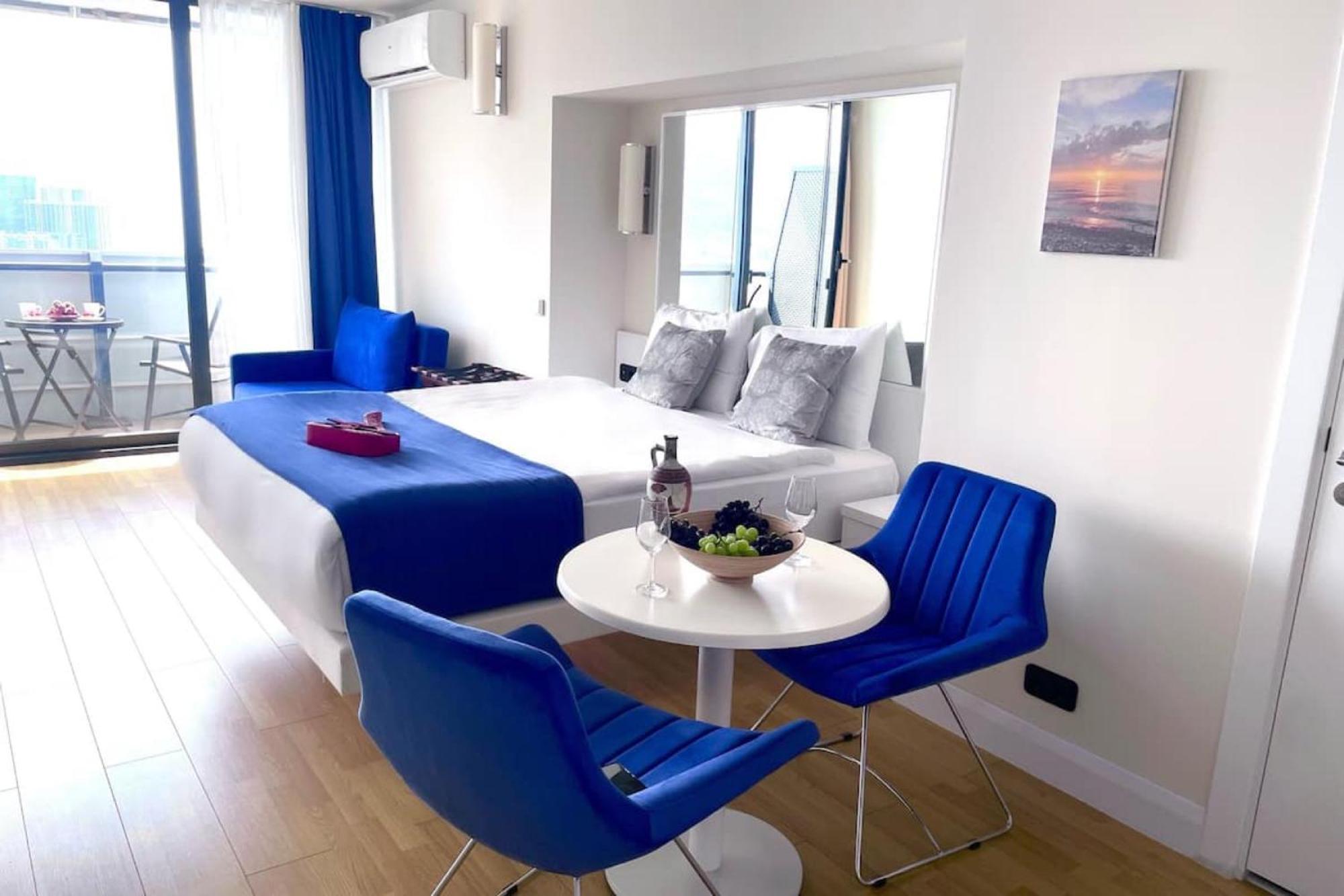 바투미 Sea View Orbi City 아파트 호텔 외부 사진