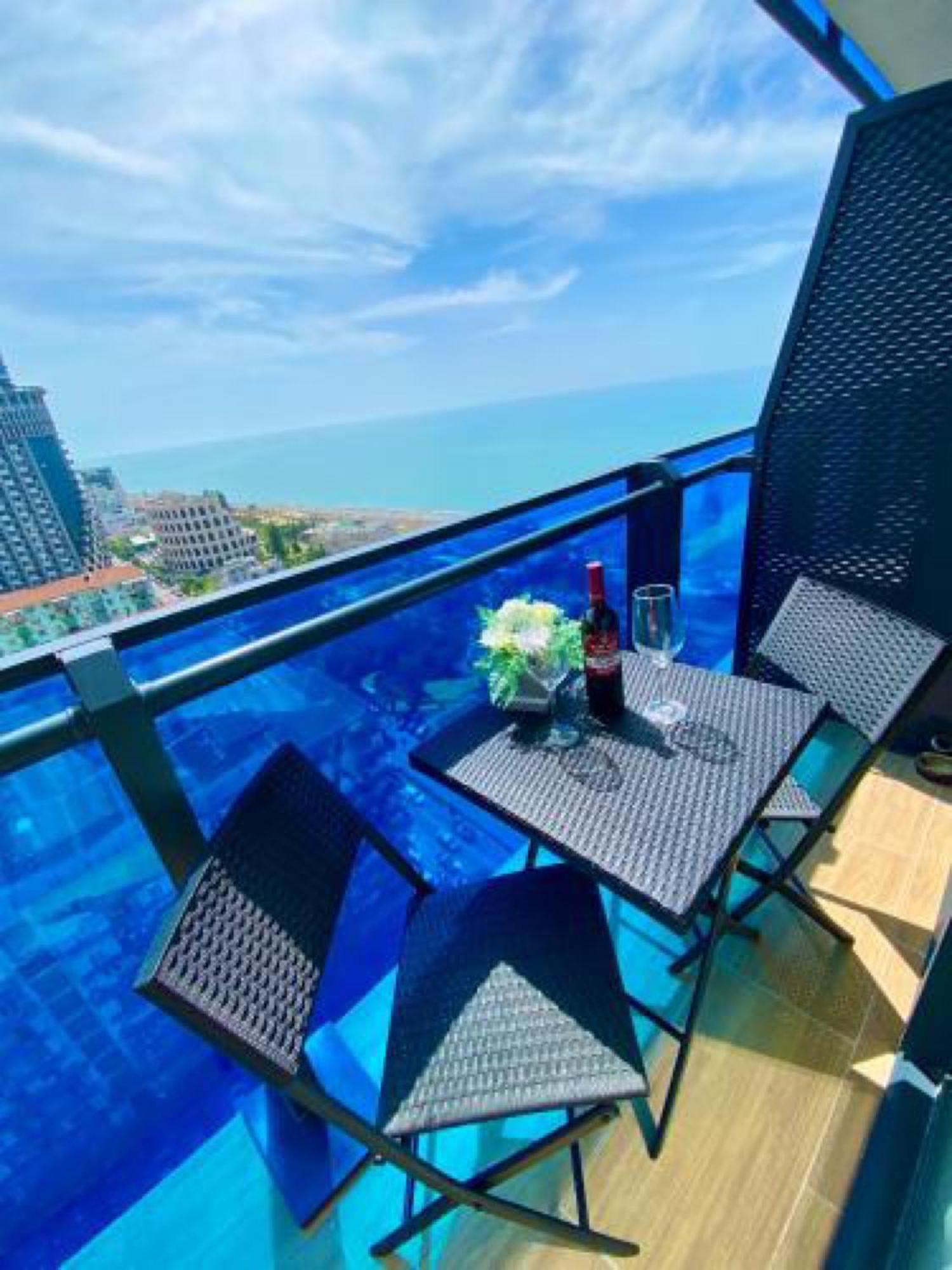 바투미 Sea View Orbi City 아파트 호텔 외부 사진